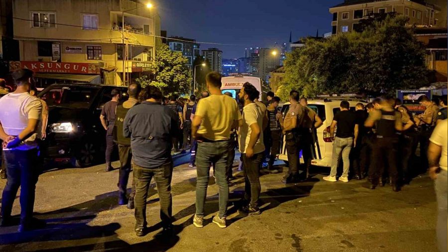 Kağıthane'de polise silahlı saldırı: 2 polis yaralandı