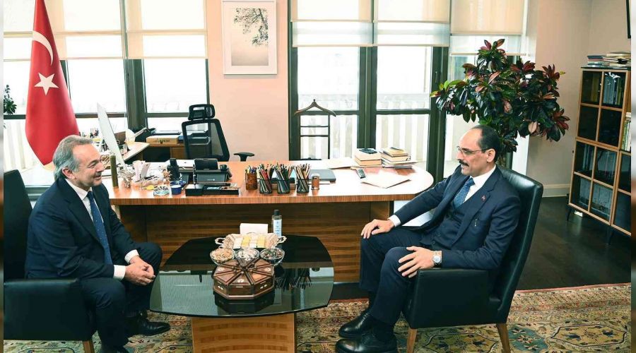Kalın, Macron'un Özel Temsilcisi ile görüştü