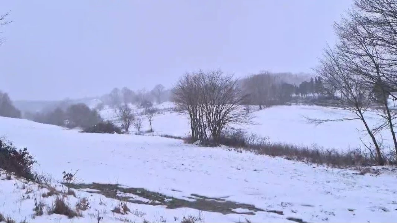 Kar Silivri'yi beyaza b�r�d�