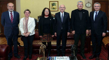 Kemal Kılıçdaroğlu, SOL Parti heyeti ile bir araya geldi