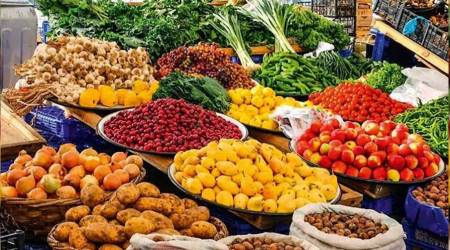 Kıvırcık yükseldi, soğan düştü