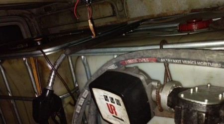 Kocaeli'de 900 litre kaçak akaryakıt ele geçirildi: 2 gözaltı