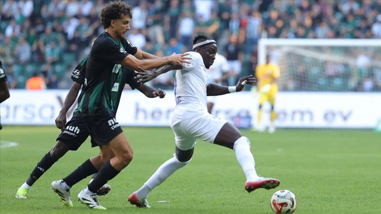 Kocaelispor ile Çaykur Rizespor berabere kaldı