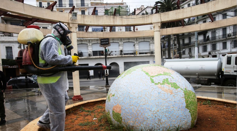 Kovid-19 katlanarak art�yor