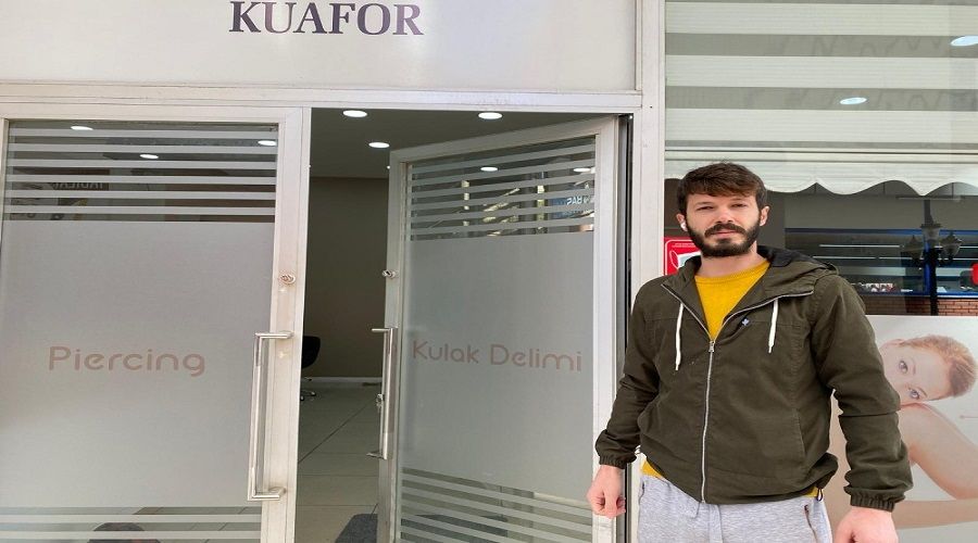Kuaförden saç çaldılar