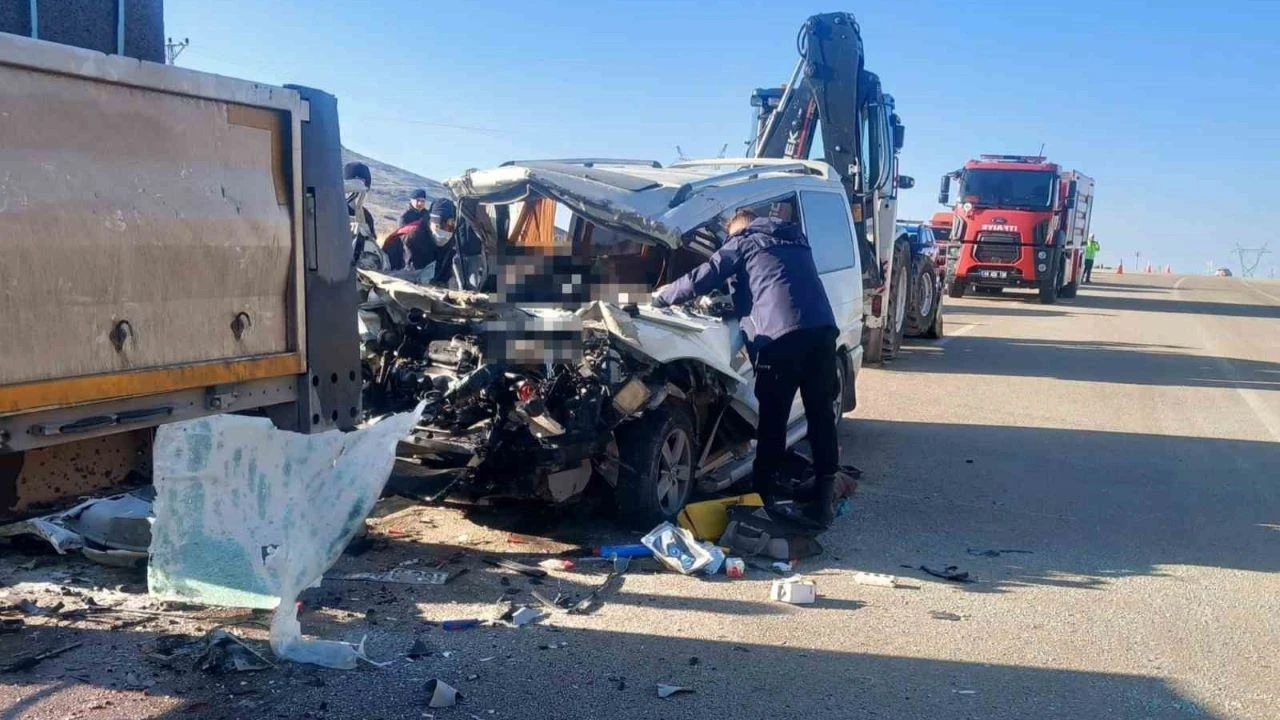 Malatya'da feci kaza: 3 ölü