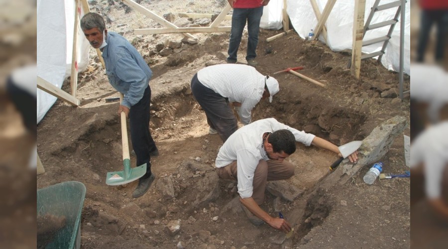 Malazgirt ehitlerini arama almalar devam ediyor