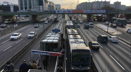 Metrobüste kredi kartı vurgunu; 3 katı fiyat alınıyor
