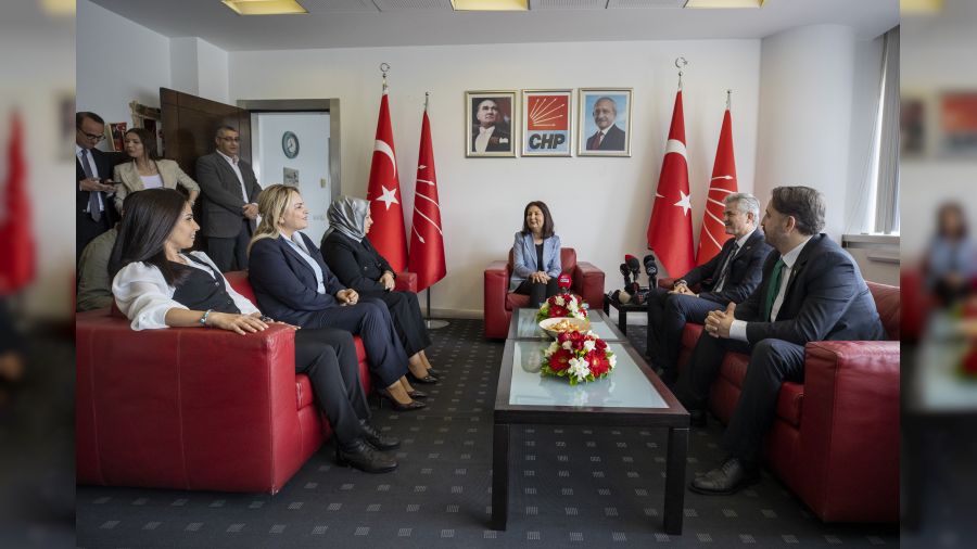 'Milletimiz en do�ru karar� verecek'