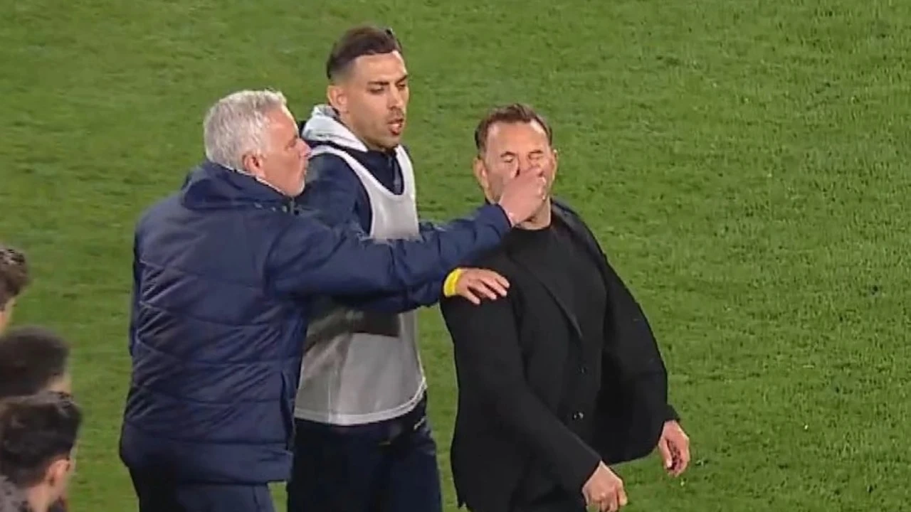 Mourinho'nun skandal hareketine 3 maç ceza