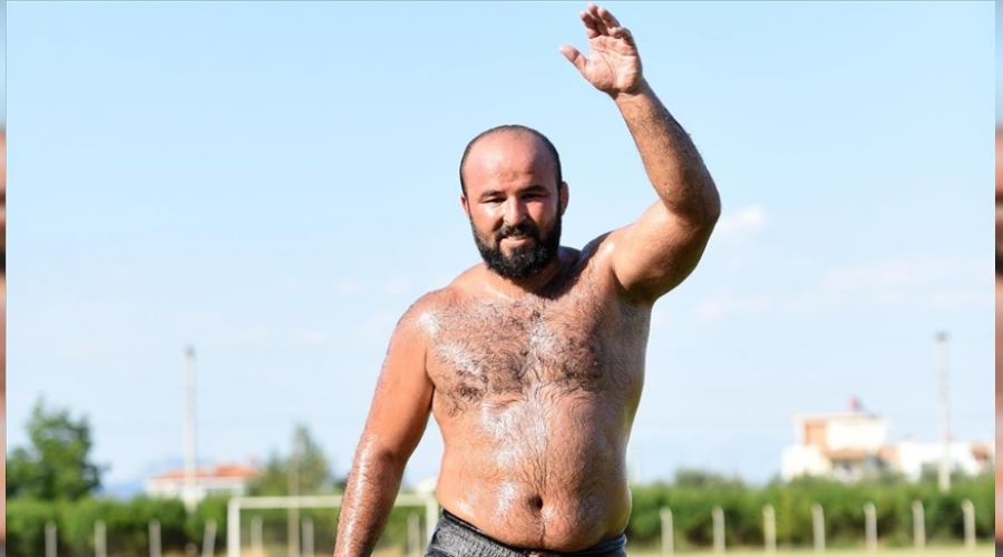 Orhan Okulu'nun g�z� alt�n kemerde