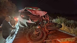 Otomobil ile arpan motosikletteki 2 kii hayatn kaybetti
