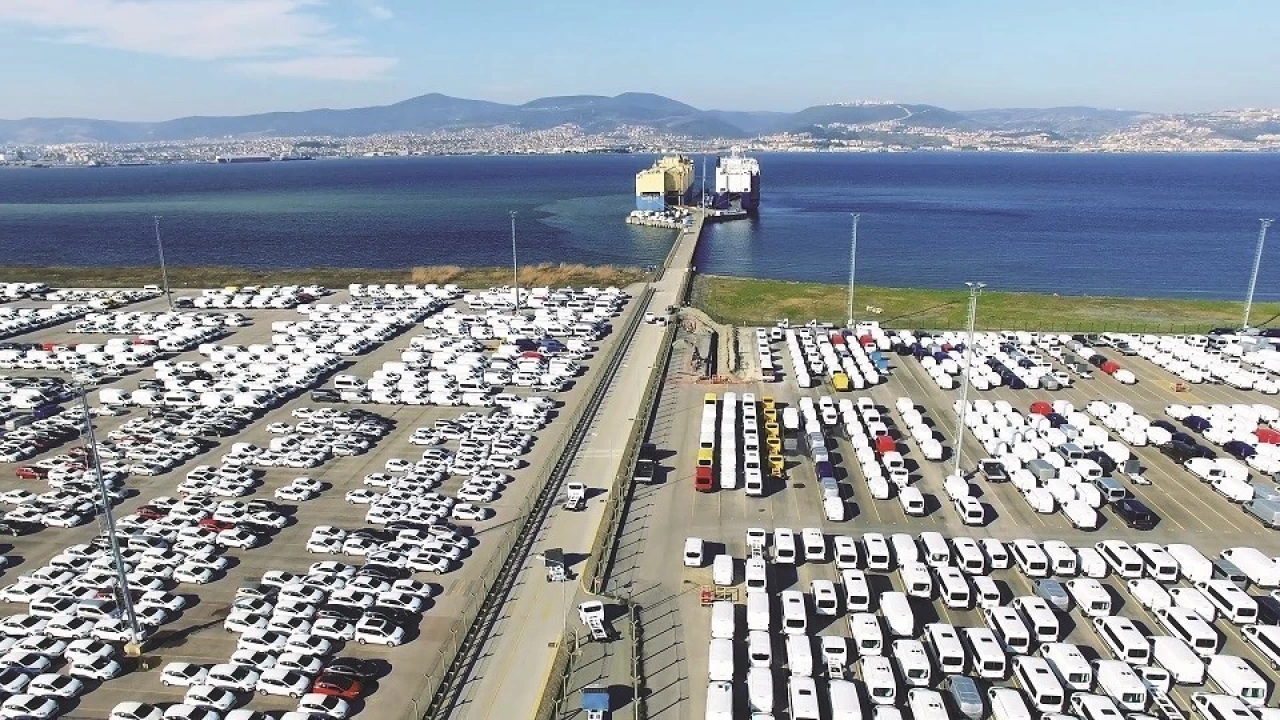 Otomotiv ihracat eyllde yzde 10 artarak 3 milyar dolar geti