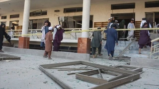 Pakistan'da camide patlama: En az 31 �l�