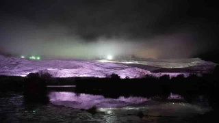 Pamukkale travertenlerinde kartpostallık görüntüler oluşturdu