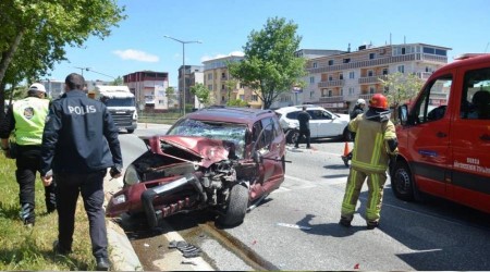 Polis kontrol noktasında feci kaza
