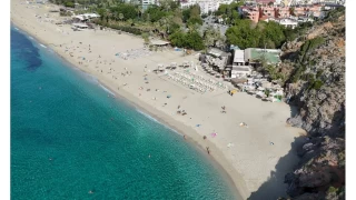 Rize'nin yaylalarnda kar Alanya'da gne
