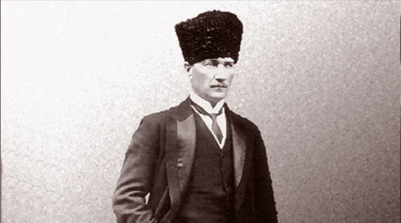 Saat 9'u 5 geçe hayat durdu