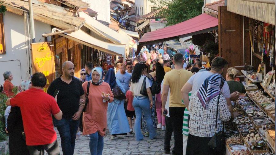 Safranbolu turiste doydu