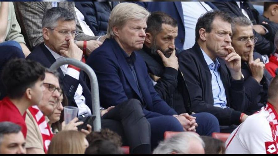 �ampiyonluk sonras� g�revlerine son verildi