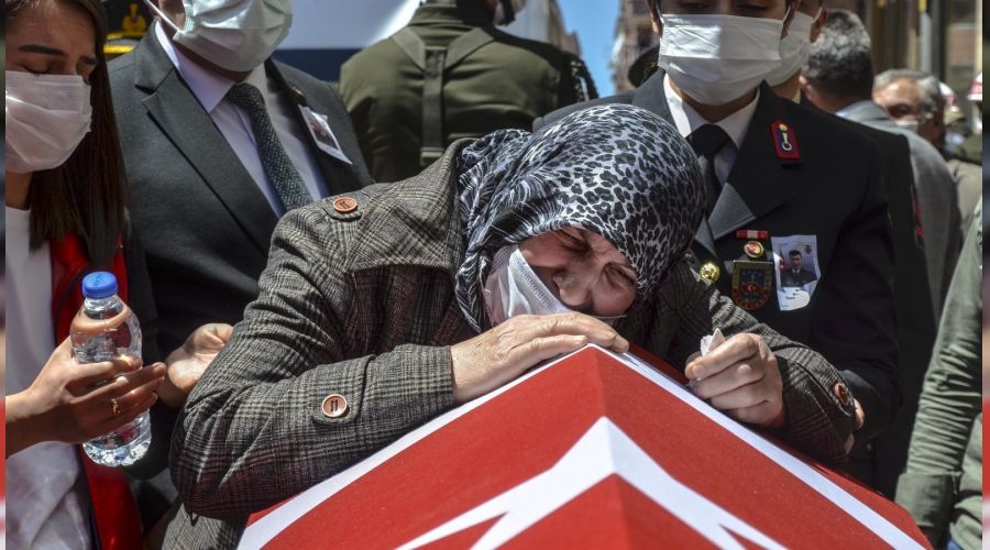Şehit Uzman Çavuş toprağa verildi