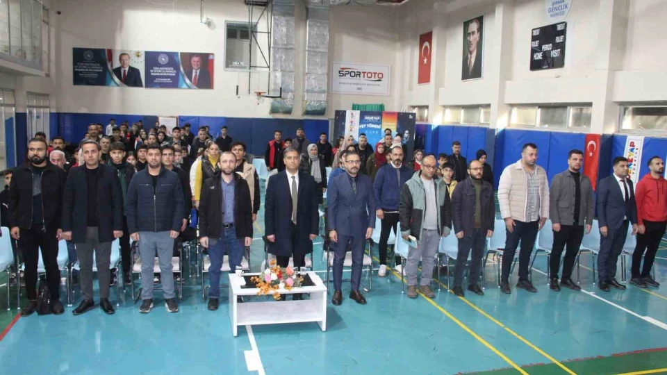 ��rnak'ta gen�ler i�in Deneyap �al��tay�