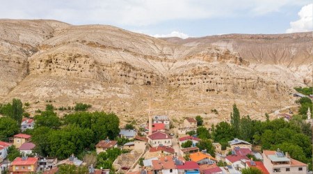 Sivas Gürün afet bölgesi oldu, Kayseri ve Niğde de hasarlı