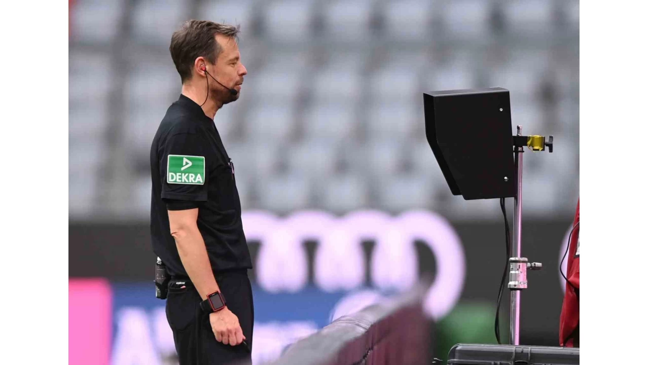 Sivasspor - Fenerbah�e ma��n�n VAR'� Markus Schmidt