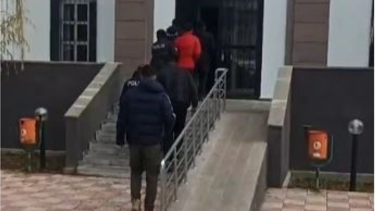 Sivas'ta aldklar Kangal kpekleriyle Kayseri'de yakalandlar