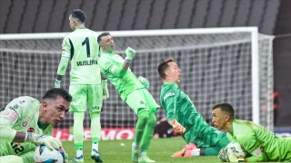 Süper Lig'de en fazla çıkan maça çıkan yabancı oyuncu