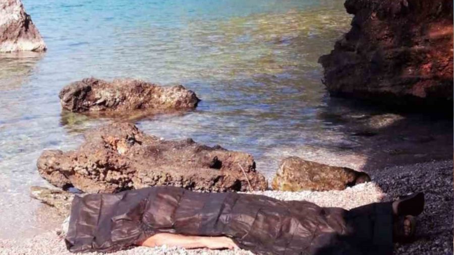 Tek başına kamp yapan vatandaş sahilde ölü bulundu