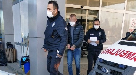 Trafikte aracıyla dehşet saçtı
