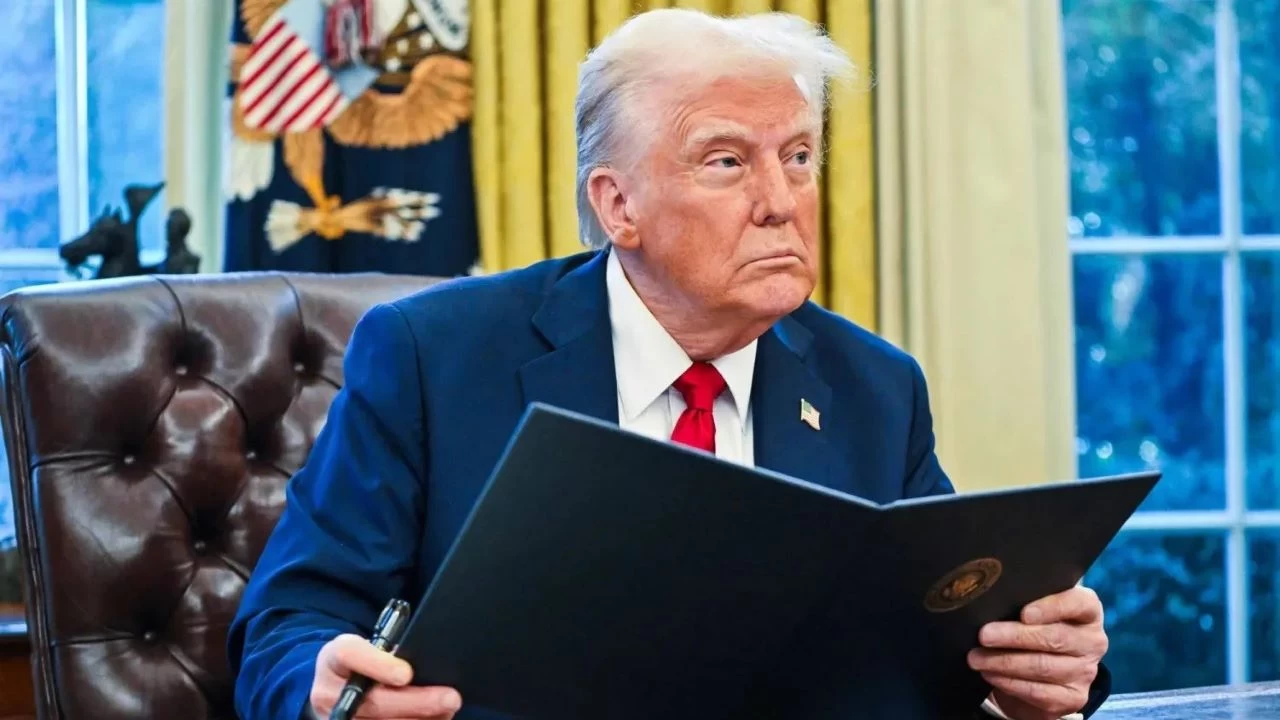 Trump ticaret savaşlarını başlattı. Kanada ve Meksika'dan sert tepki