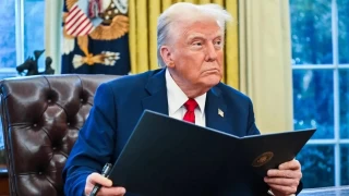 Trump ticaret savaşlarını başlattı. Kanada ve Meksika'dan sert tepki