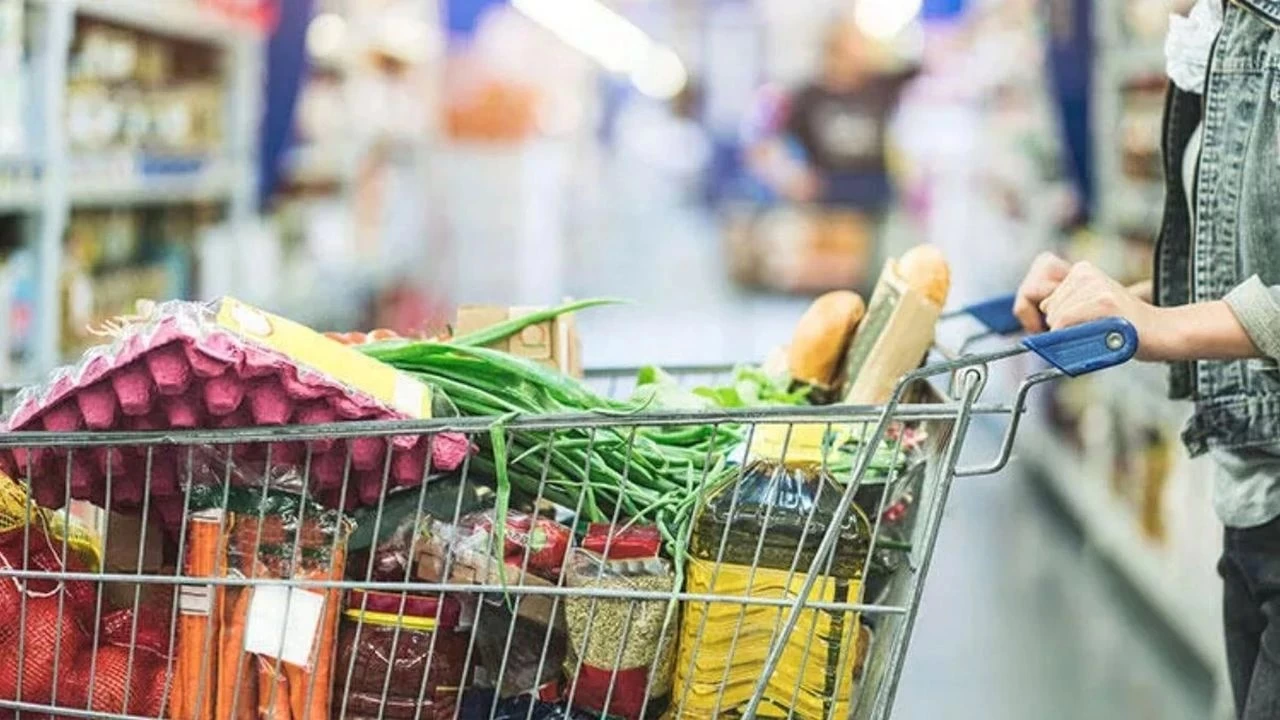 TÜİK, enflasyon sepetini güncelledi: Bu yıl 407 madde ve 951 madde çeşidi dikkate alınacak