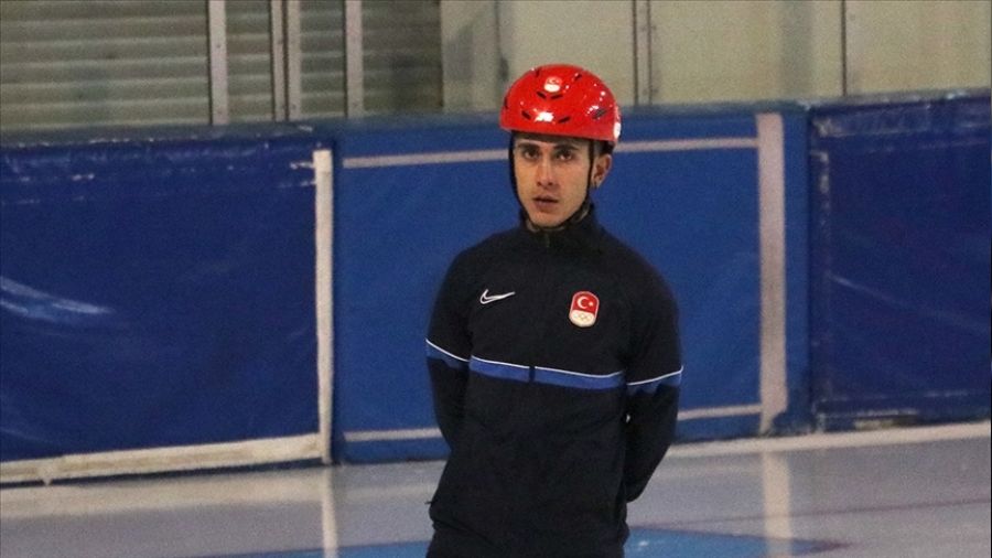 T�rkiye'ye ilk madalyay� kazand�rd� 