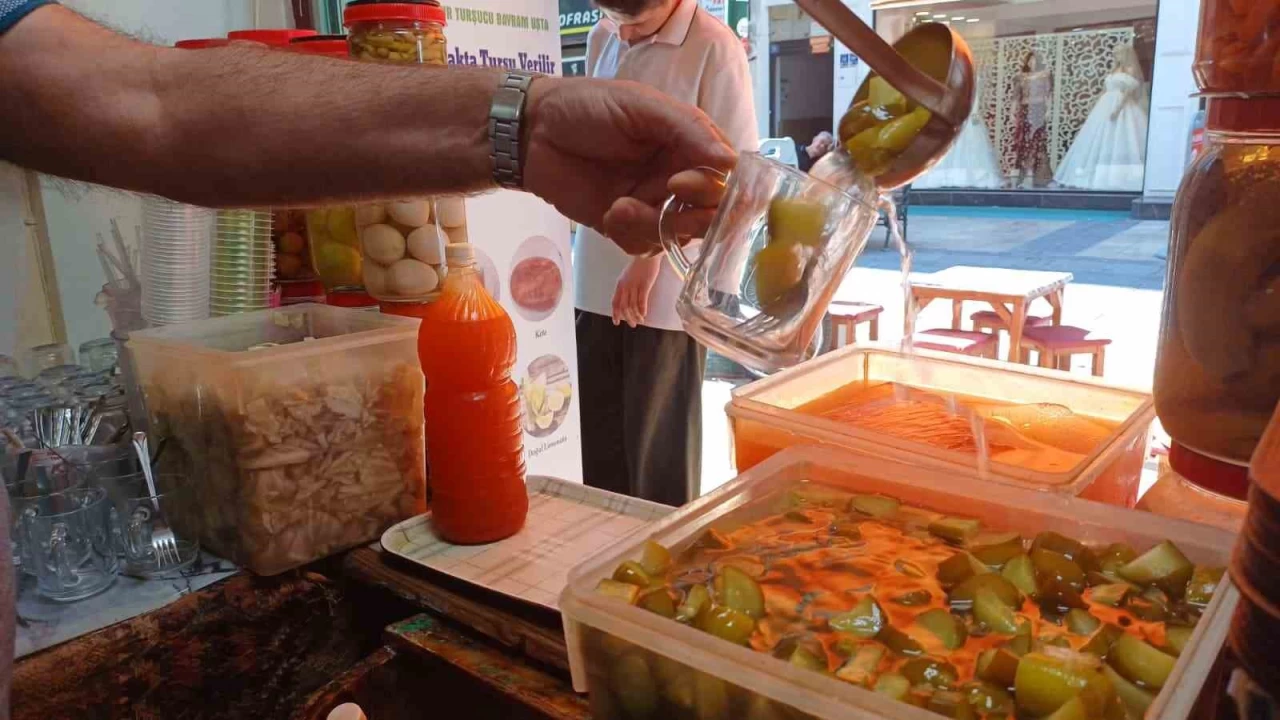 Tur�u tezgahta sat��ta