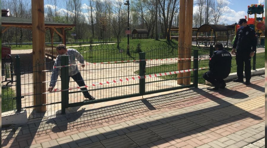 Vaka artışlarına karşı parklar kapatıldı