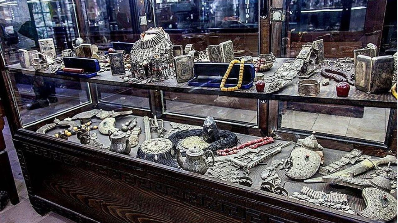 Van Savat �ar��s�: Geleneksel el sanatlar� ve g�m�� i��ili�iyle �nl�