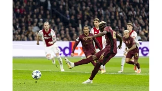 Victor Osimhen, UEFA Şampiyonlar Ligi'nde gol krallığına yükseldi