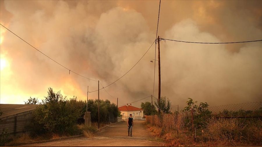 Yunanistan�da yang�nlar devam ediyor