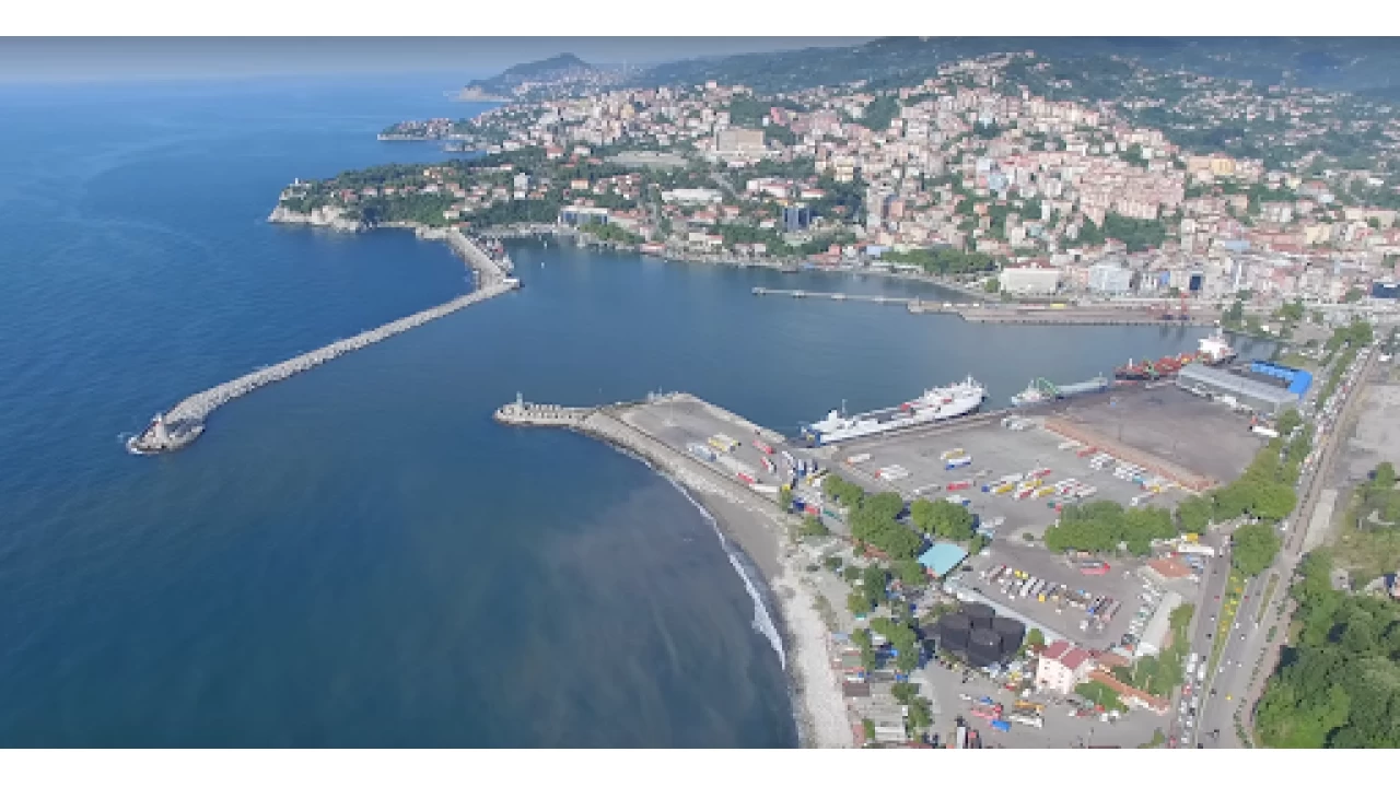 Zonguldak Liman�: Karadeniz�in sert dalgalar�na direnen bir Cumhuriyet miras�