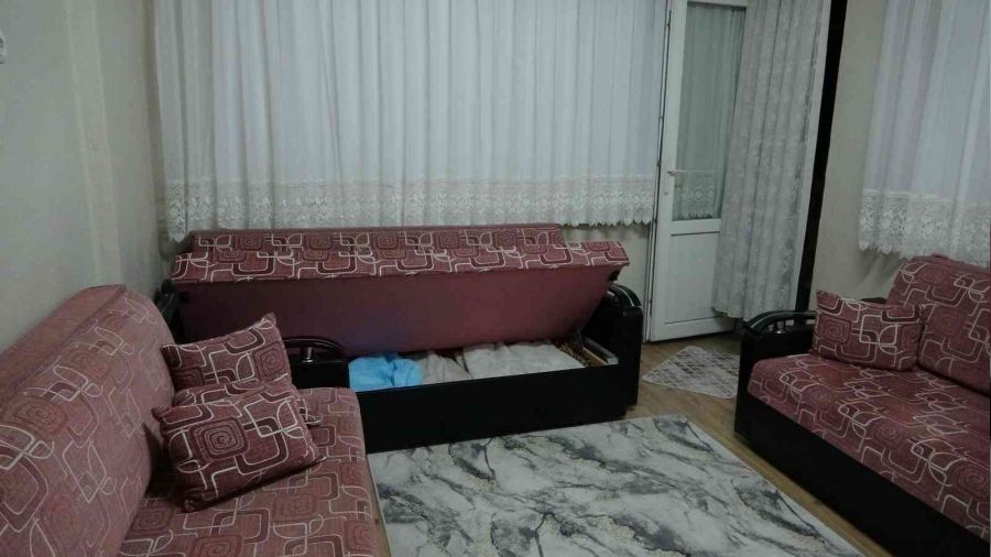 90 bin lirayı evde bırakıp tatile gitmişler