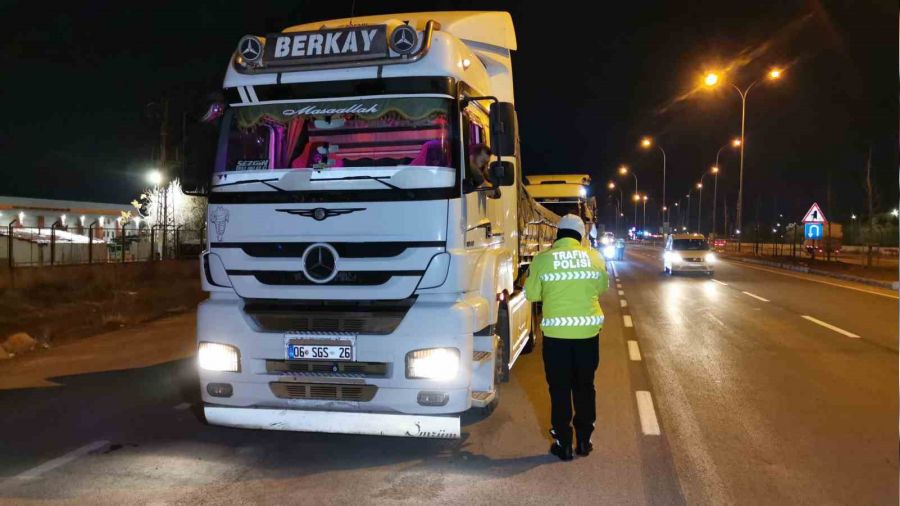 Aksaray eksi 9 dereceyi gördü