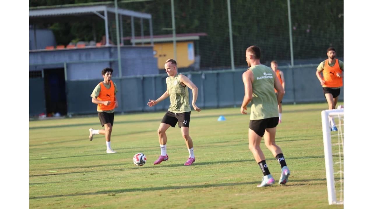 Alanyaspor, Rizespor ma�� haz�rl�klar�n� ba�lad�