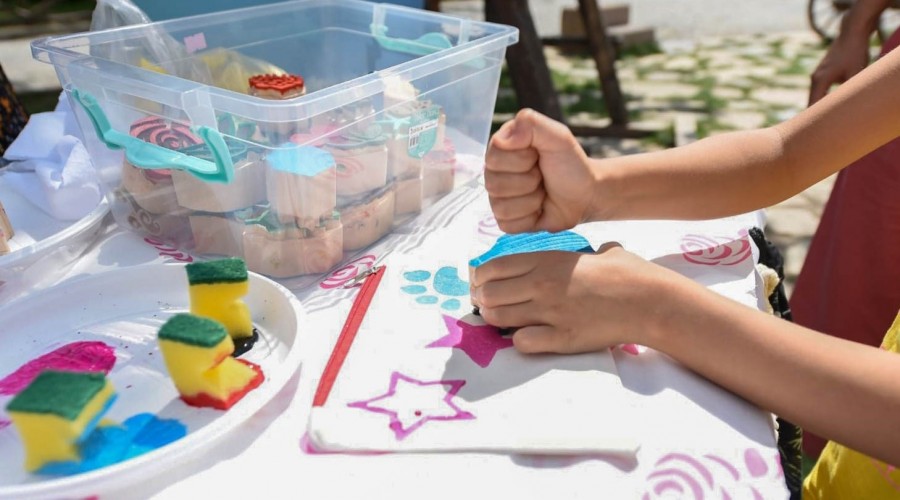 Alt�nda�da ta� bask� sergisi