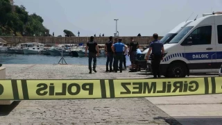 Antalya'da denizde bir kiinin cansz bedeni bulundu