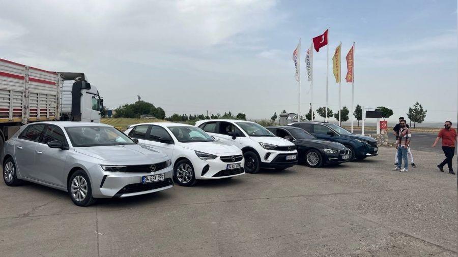 Ara� kiralarken doland�rmay�n!