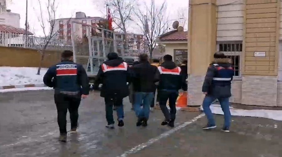 Ardahan'da ter�r propagandas�na 2 g�zalt�