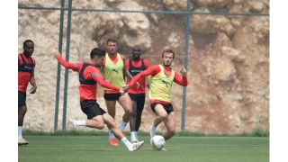 Ataka Hatayspor, Gztepe ma hazrlklarn srdrd